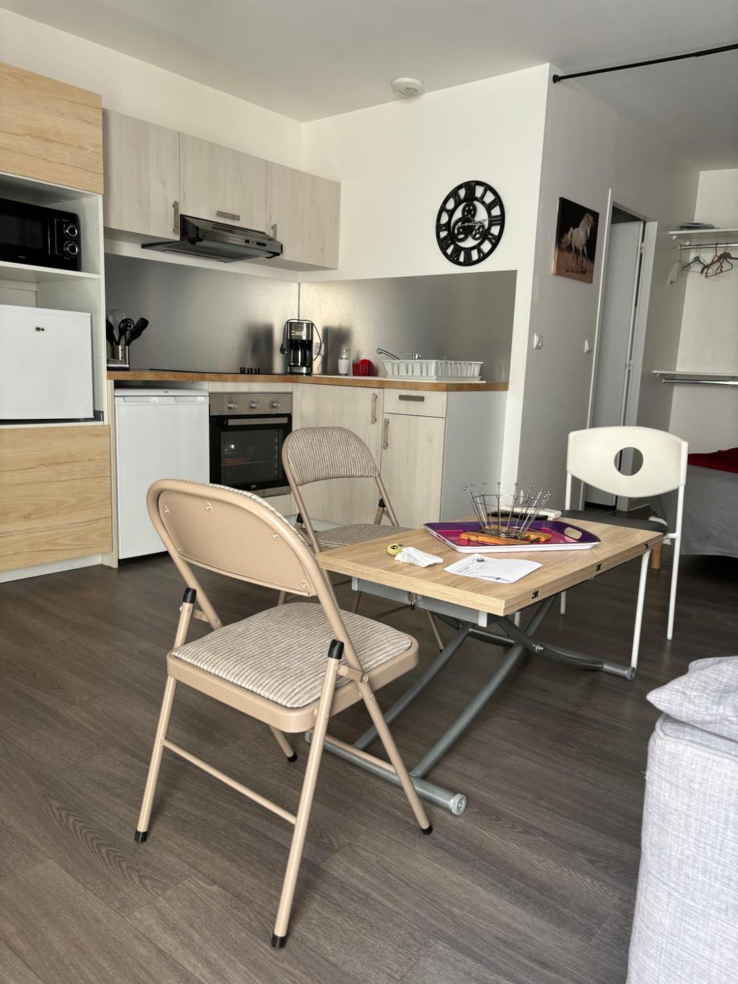 Grand Studio Confortable Et Spacieux Avec Terrasse Villeneuve-lès-Maguelonne Exteriér fotografie